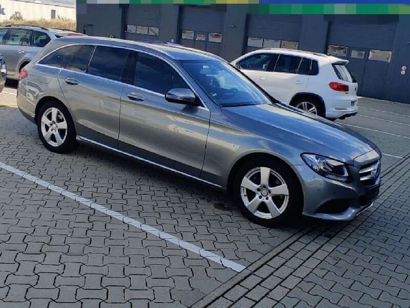 Grau Gebraucht 2015 Mercedes V200 Avantgarde Van / Kleinbus | 17.000 € (Superpreis) - Bild 1/1