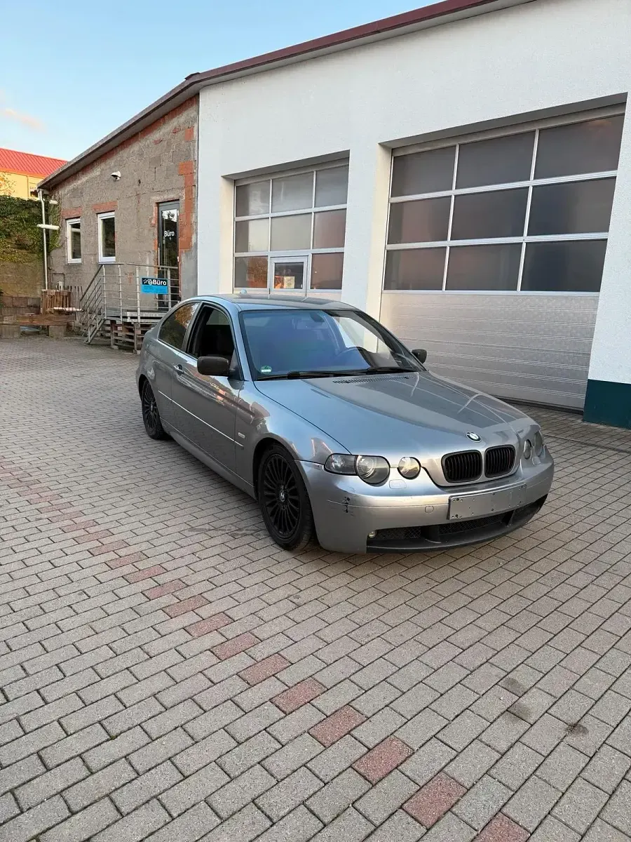 Gebraucht BMW 325 M Sport 192 PS (141 kW) 2004 Grau