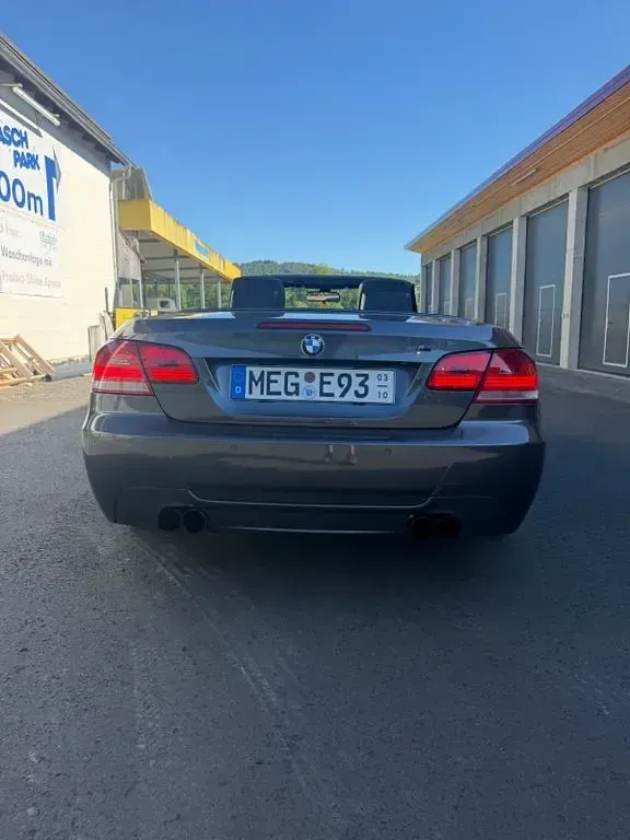 Gebraucht BMW 335 Cabriolet Performance 306 PS (225 kW) 2008 Grau Cabrio