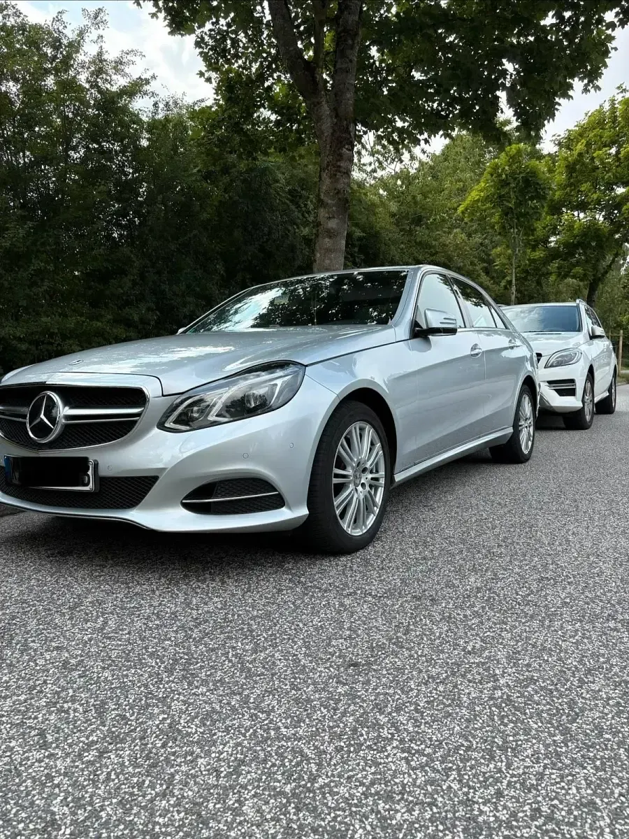 Gebraucht Mercedes E200 136 PS (100 kW) 2015 Silber Limousine