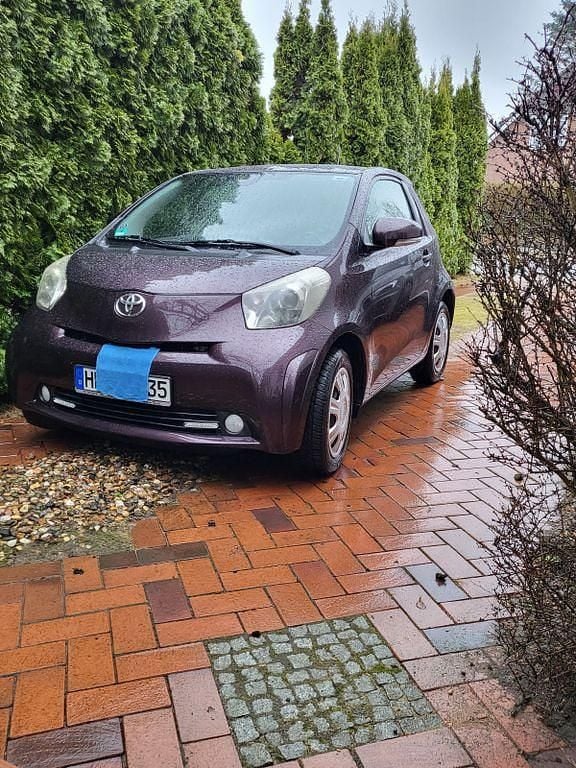 Gebraucht Toyota iQ 98 PS (72 kW) 2010 Kleinwagen