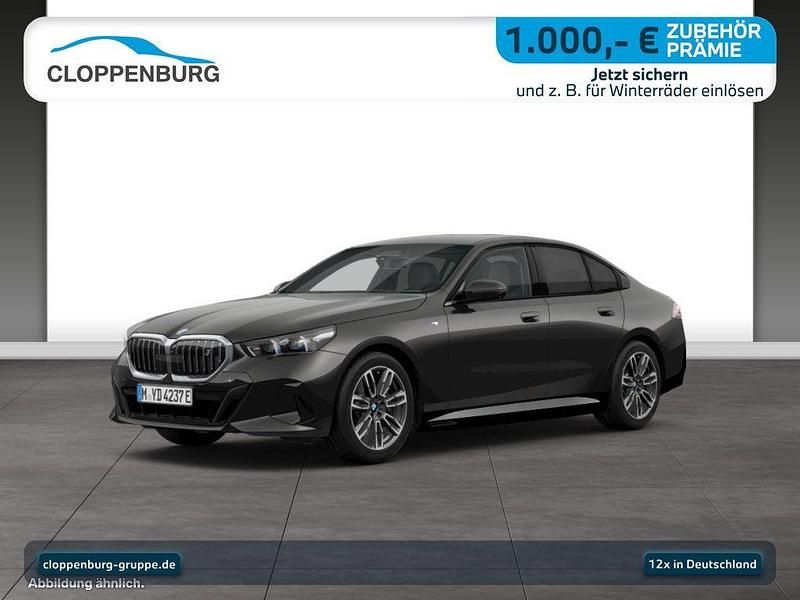 Sophistograu brillanteffekt Neu 2025 BMW i5 M Sport Limousine | 69.365 € (Guter Preis) - Bild 1/3