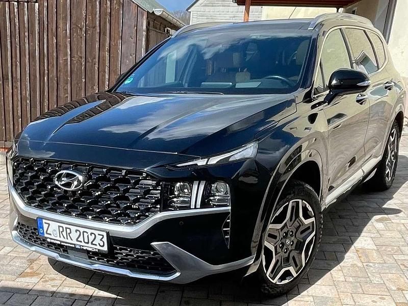 Schwarz Gebraucht 2022 Hyundai Santa Fe Signature SUV | 32.490 € (Superpreis) - Bild 1/4