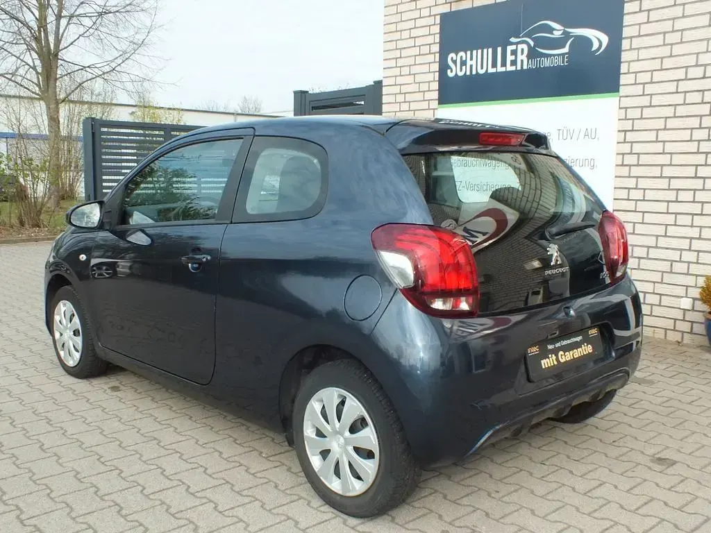 Gebraucht Peugeot 108 Active 69 PS (50 kW) 2017 Blau Kleinwagen