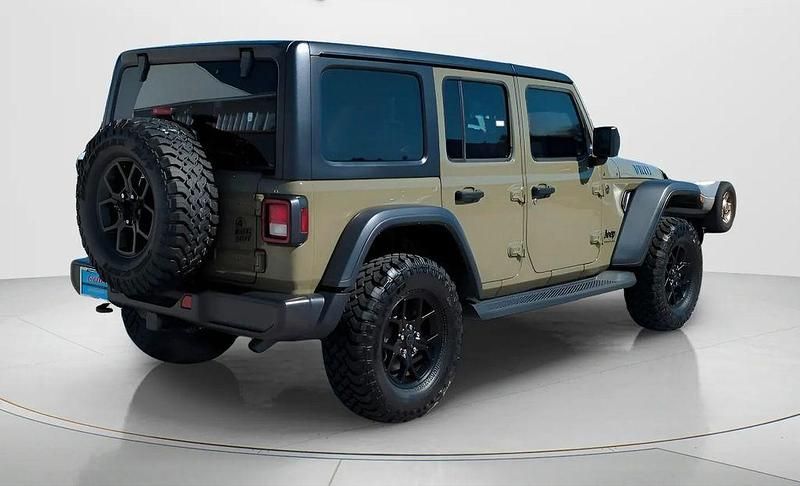 Gebraucht Jeep Willys 284 PS (208 kW) 2025 Grün SUV