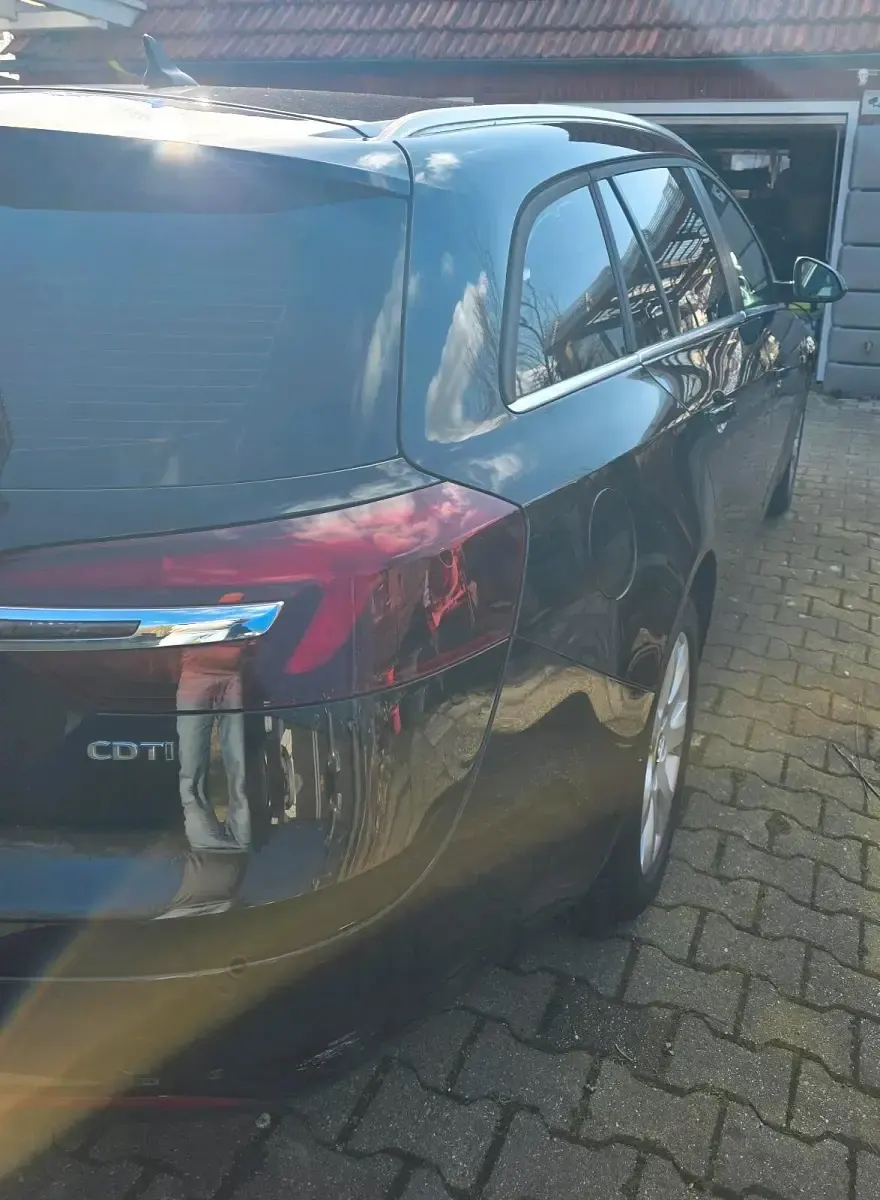 Gebraucht Opel Insignia 136 PS (100 kW) 2017 Schwarz Kombi