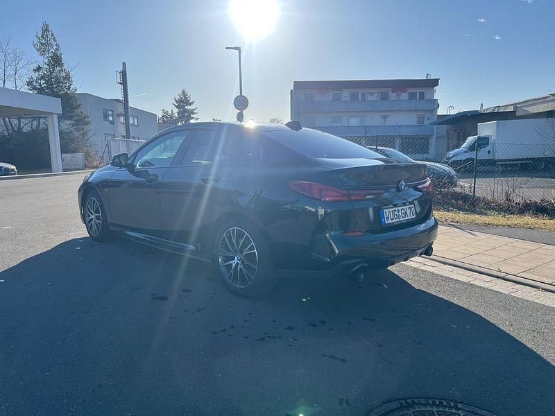 Gebraucht BMW 220 Performance 178 PS (130 kW) 2023 Schwarz Coupé