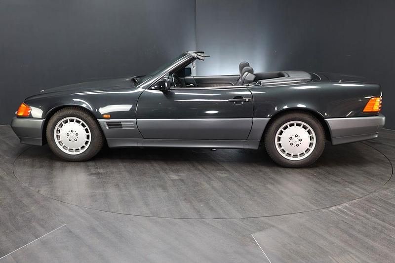 Gebraucht Mercedes SL500 326 PS (239 kW) 1991 Schwarz Cabrio