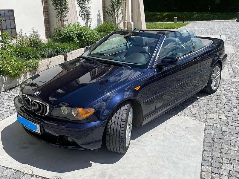 Blau Gebraucht 2003 BMW 325 Cabriolet Cabrio | 11.200 € (Fairer Preis) - Bild 1/4