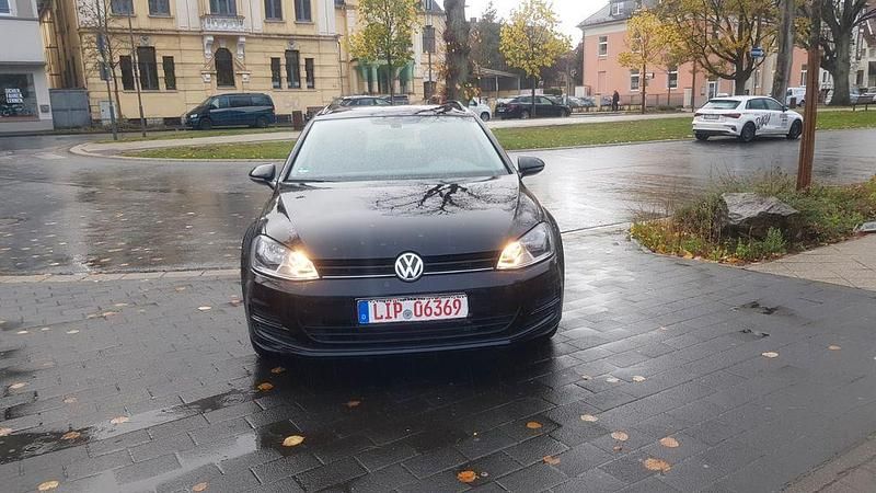 Gebraucht VW Golf VII Comfortline 150 PS (110 kW) 2016 Schwarz Kombi