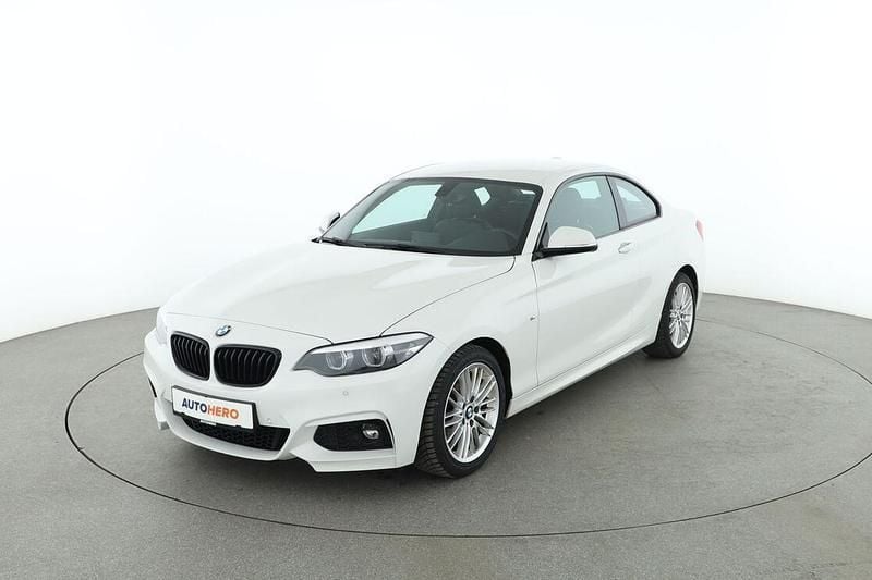 Weiß Gebraucht 2020 BMW 220 M Sport Coupé | 25.750 € (Fairer Preis) - Bild 1/3