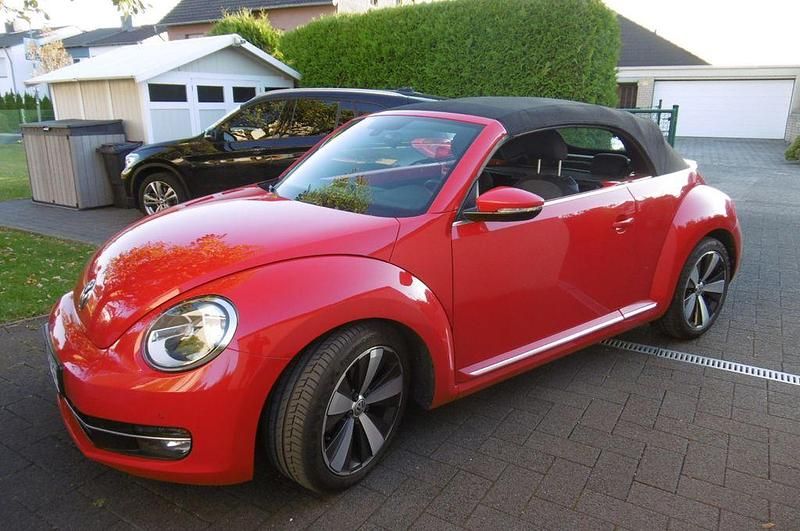 Gebraucht VW Beetle 105 PS (77 kW) 2013 Rot Kleinwagen