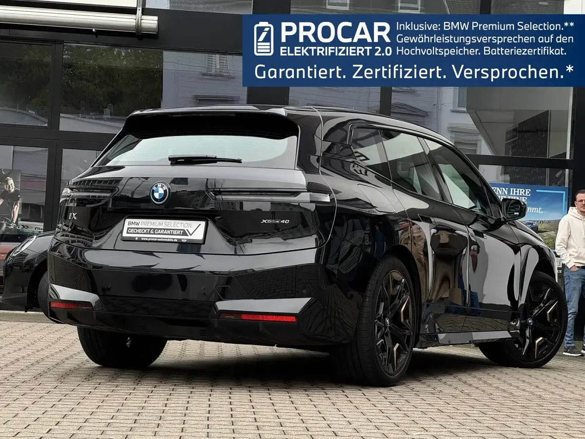 Gebraucht BMW iX M Sport 239 kW (326 PS) 2022 Schwarz SUV