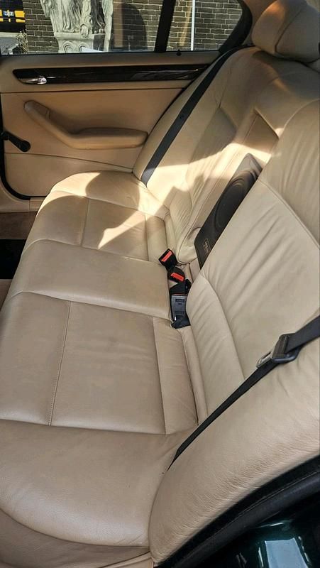 Gebraucht BMW 320 150 PS (110 kW) 1998 Grün Limousine