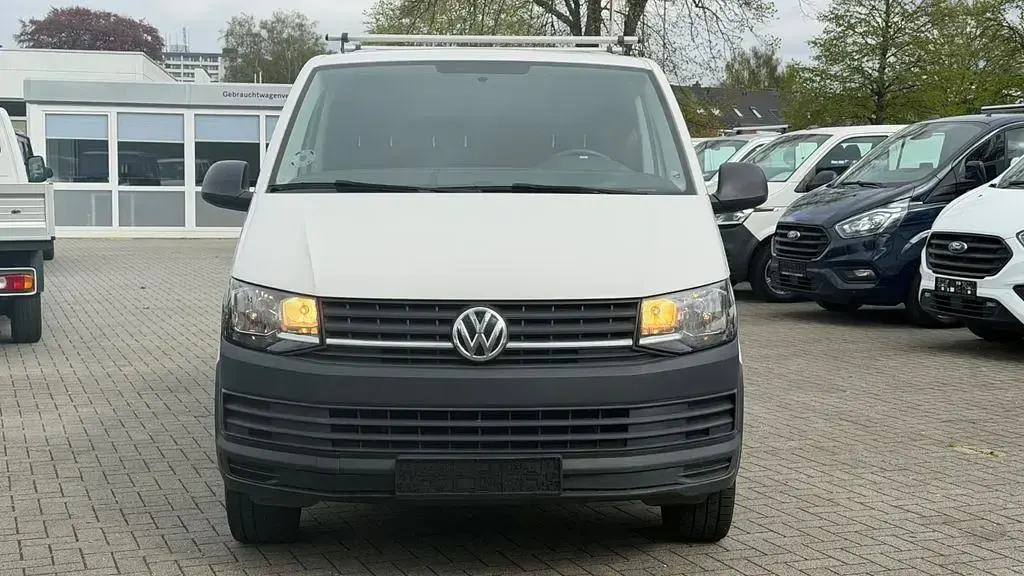 Używany VW Transporter 84 KM (61 kW) 2019 Biały Van