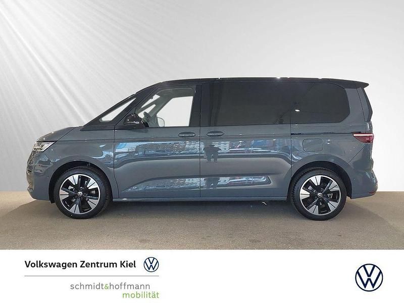 Second-hand VW Multivan Life 150 CP (110 kW) 2023 Gri Monovolum