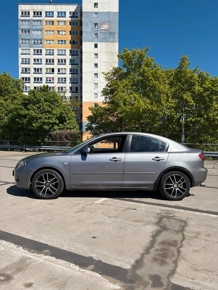 Usata Mazda 3 105 CV (77 kW) 2007 Grigio Berlina