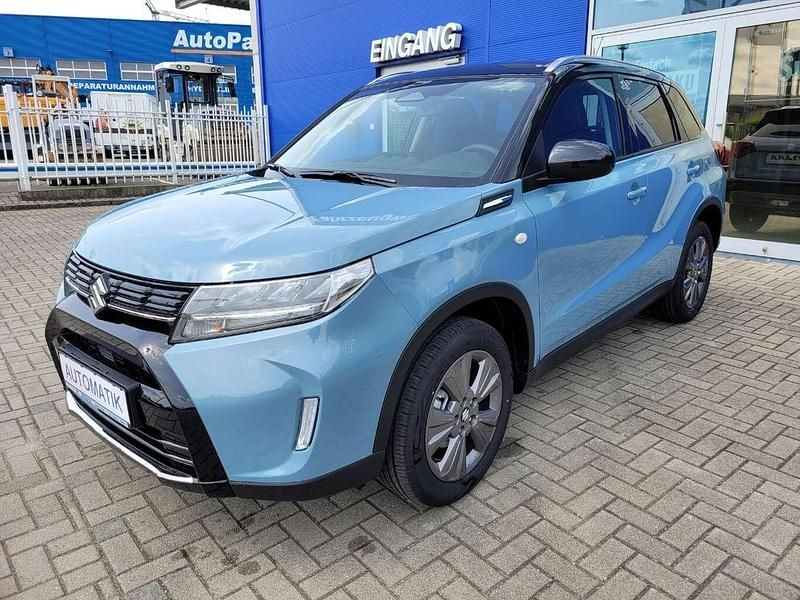 Ice grayish blue metallic Gebraucht 2025 Suzuki Vitara Comfort SUV | 27.450 € (Etwas zu teuer) - Bild 1/4