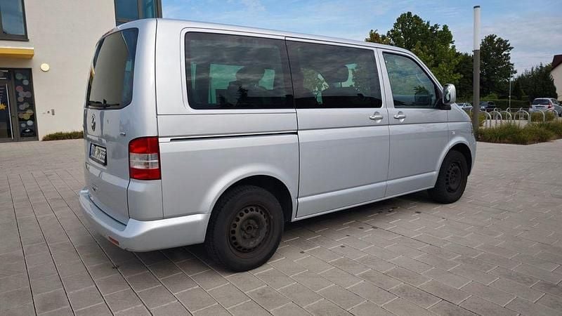 Usata VW T5 105 CV (77 kW) 2006 Argento Furgone