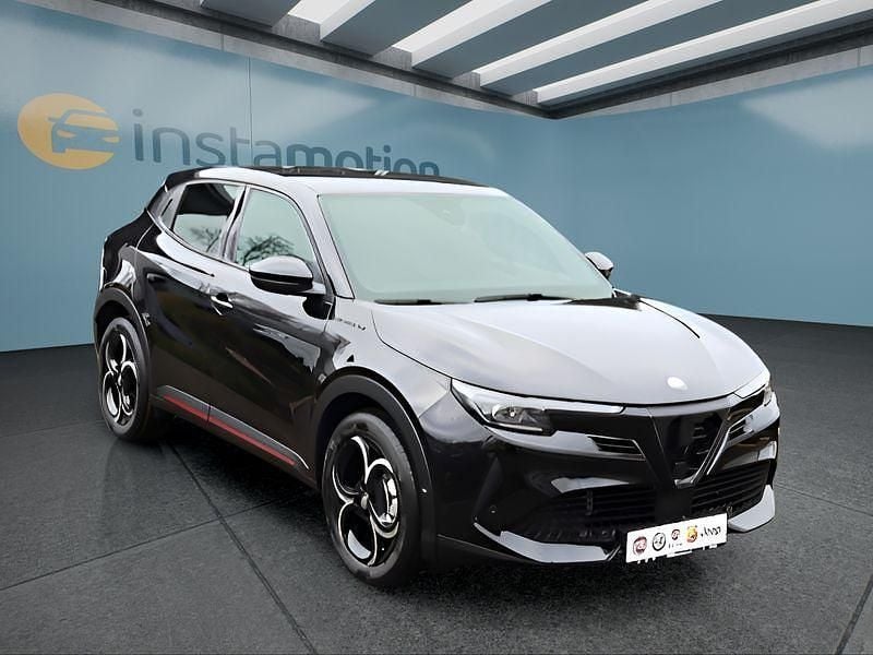 Schwarz Neu 2025 Alfa Romeo GT Junior SUV | 32.749 € (Fairer Preis) - Bild 1/4