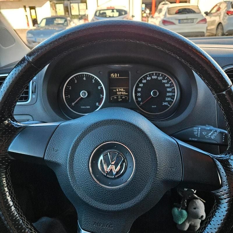 Silber Gebraucht 2010 VW Polo Cross Kleinwagen | 4.900 € - Bild 1/4