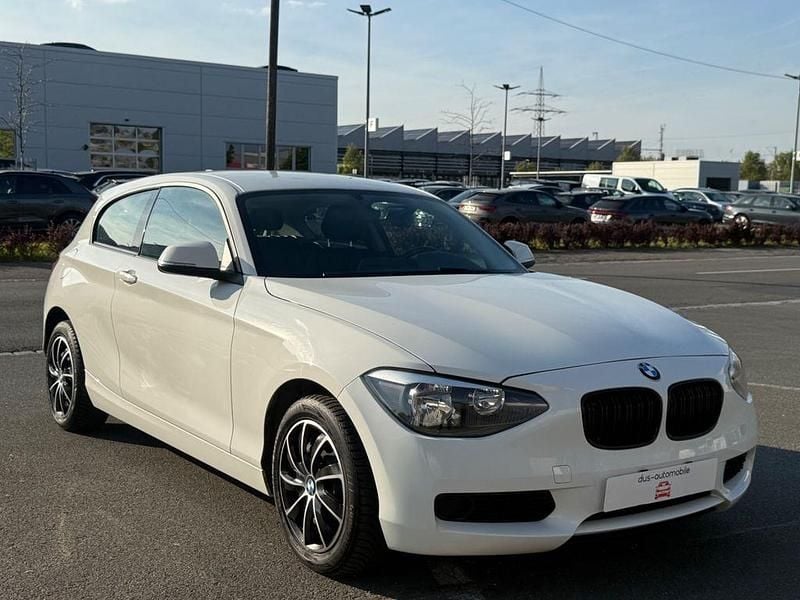Gebraucht BMW 114 102 PS (75 kW) 2014 Weiß Kleinwagen