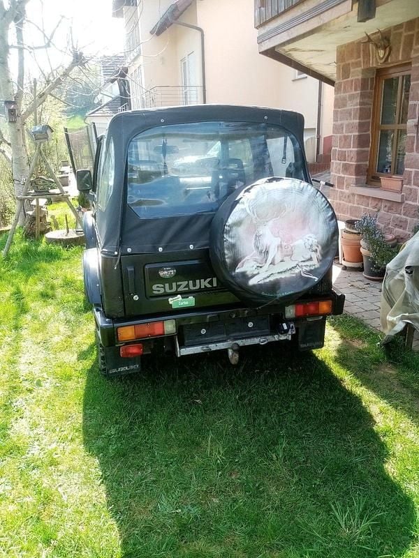 Second-hand Suzuki Samurai 69 CP (50 kW) 1997 Negru SUV