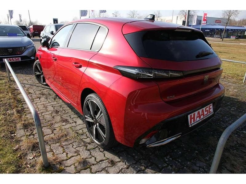 Gebraucht Peugeot 308 GT 131 PS (96 kW) 2025 Rot Limousine