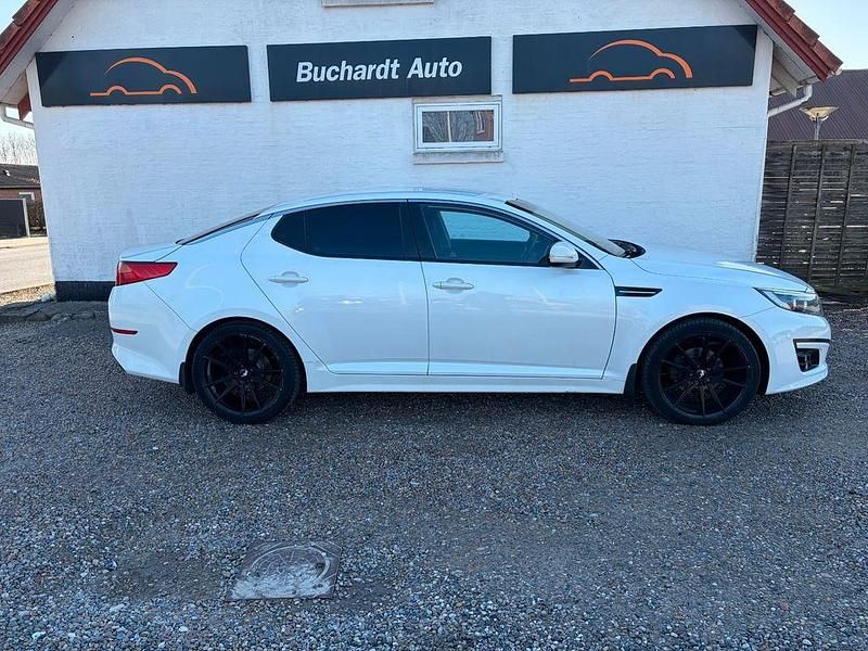 Gebraucht Kia Optima Vision 136 PS (100 kW) 2014 Weiß Limousine