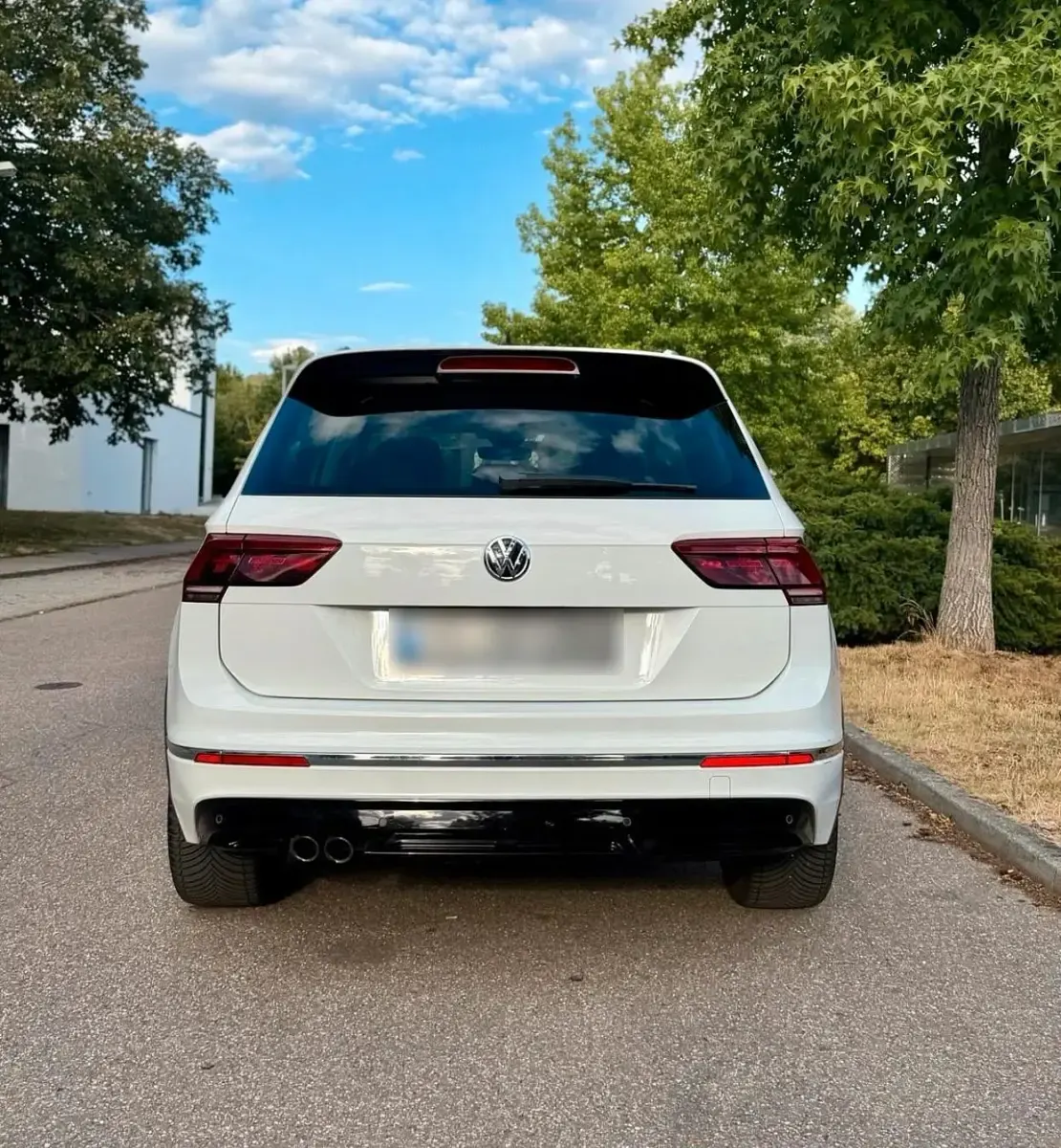 Gebraucht VW Tiguan R-line 180 PS (132 kW) 2017 Weiß SUV