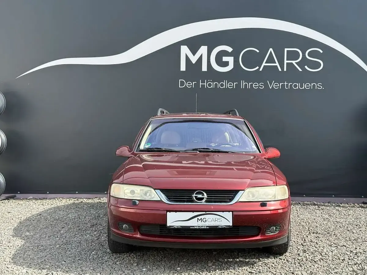 Gebraucht Opel Vectra 125 PS (91 kW) 2001 Rot Kombi