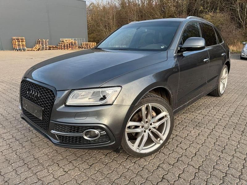 Grau Gebraucht 2016 Audi Q5 Sport SUV | 12.600 € (Superpreis) - Bild 1/4
