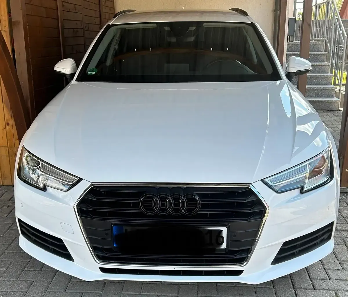 Gebraucht Audi A4 Design 150 PS (110 kW) 2017 Weiß Kombi