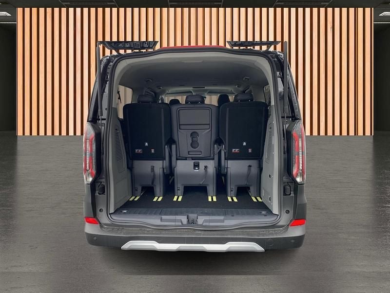 Neu Ford Tourneo Custom Active 170 PS (125 kW) 2026 Schwarz Van