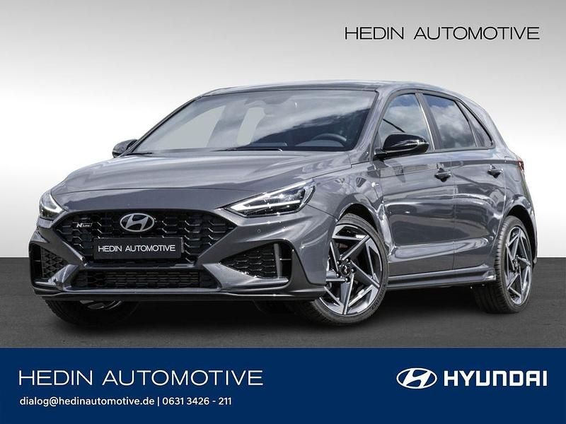 Grau Neu 2025 Hyundai i30 N Line Limousine | 29.790 € (Etwas zu teuer) - Bild 1/4