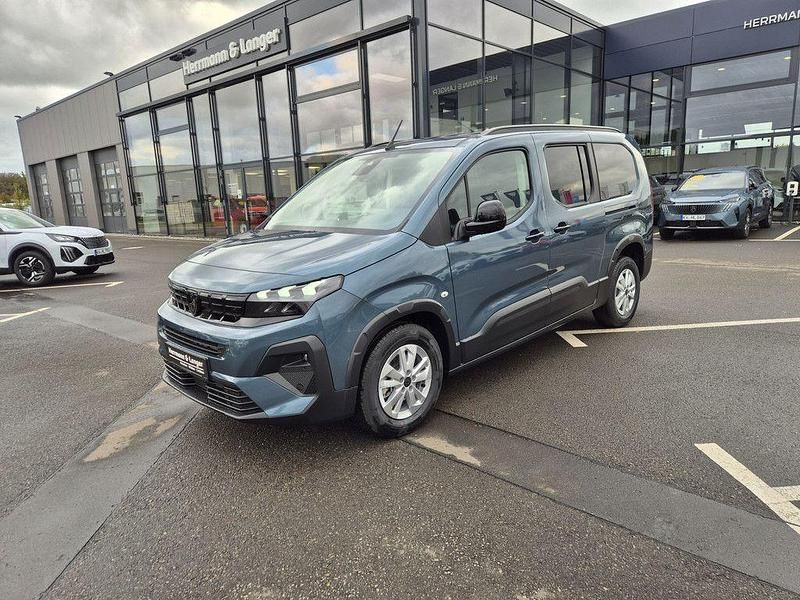 Neu Peugeot Rifter Allure 131 PS (96 kW) 2025 Blau Van / Kleinbus