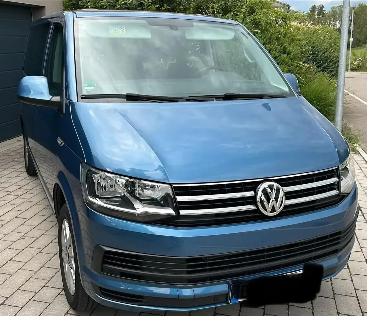 Gebraucht VW Multivan 150 PS (110 kW) 2016 Blau Van / Kleinbus