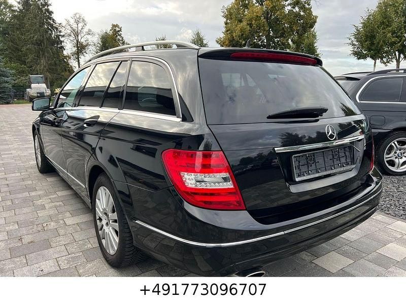 Gebraucht Mercedes C200 184 PS (135 kW) 2013 Schwarz Kombi