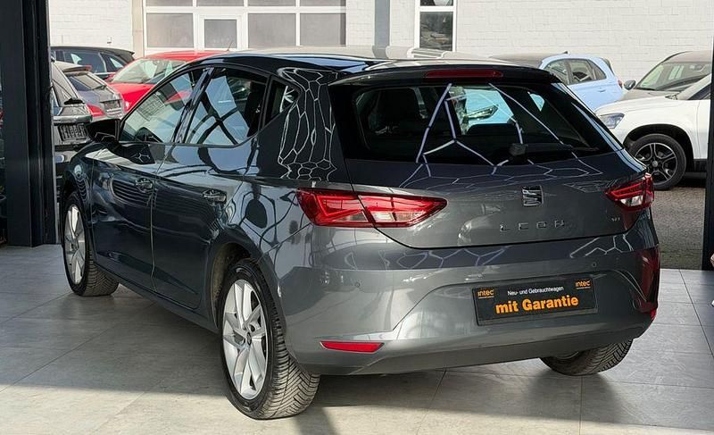Gebraucht Seat Leon FR 140 PS (102 kW) 2013 Grau Limousine