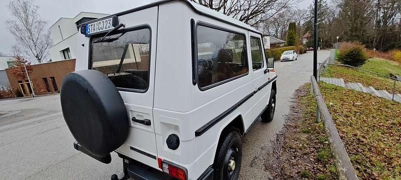 Gebraucht Mercedes G300 88 PS (64 kW) 1982 Weiß SUV