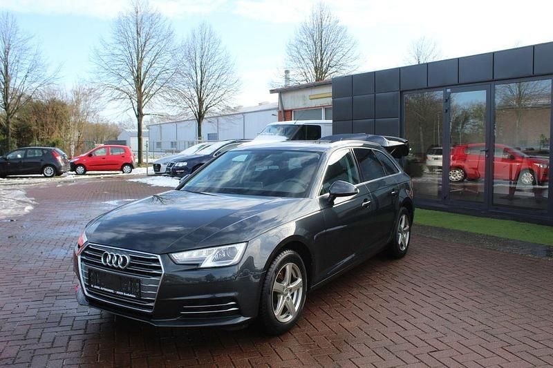 Gebraucht Audi A4 Sport 190 PS (139 kW) 2017 Grau Kombi