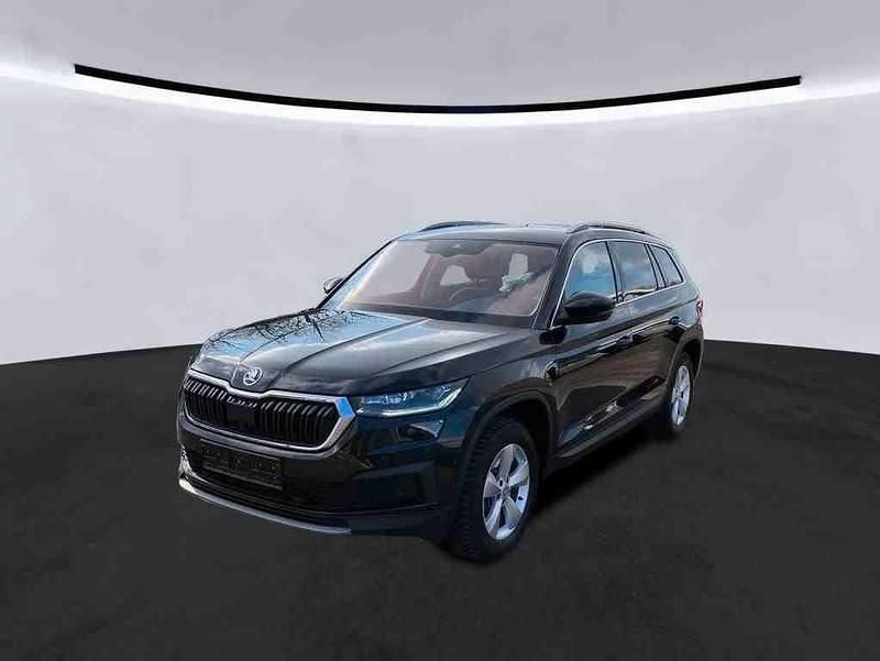 Blackmagic perleffekt Gebraucht 2021 Skoda Kodiaq Style SUV | 34.970 € (Fairer Preis) - Bild 1/4