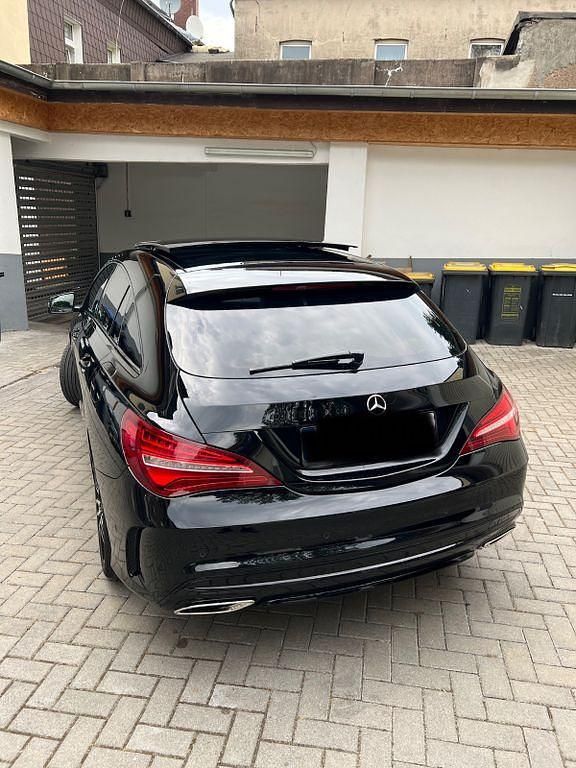 Gebraucht Mercedes CLA200 Shooting Brake Edition 156 PS (114 kW) 2017 Schwarz Kombi