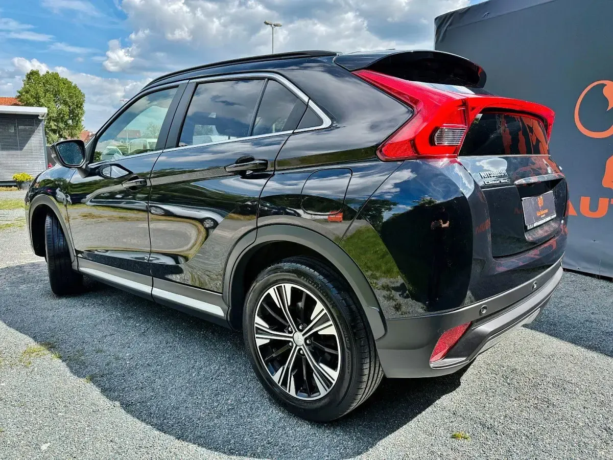Gebraucht Mitsubishi Eclipse Cross Top 163 PS (119 kW) 2018 Schwarz SUV