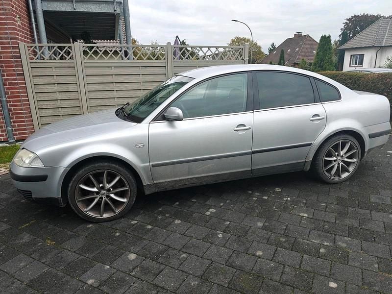 Gebraucht VW Passat Basis 102 PS (75 kW) 2002 Limousine