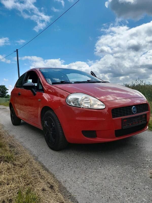 Rot Gebraucht 2007 Fiat Grande Punto Kleinwagen | 1.150 € (Guter Preis) - Bild 1/4