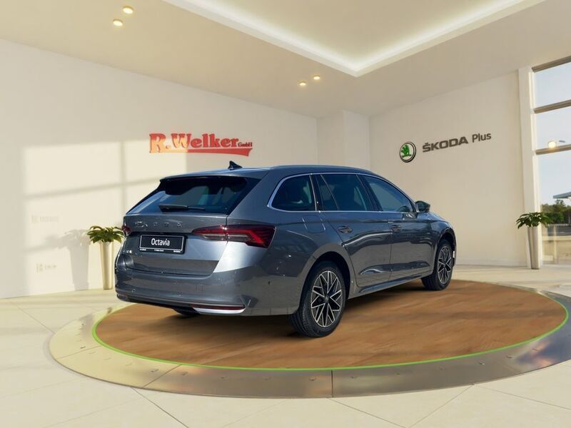 Gebraucht Skoda Octavia Tour 150 PS (110 kW) 2025 Graphitegrau metallic Kombi