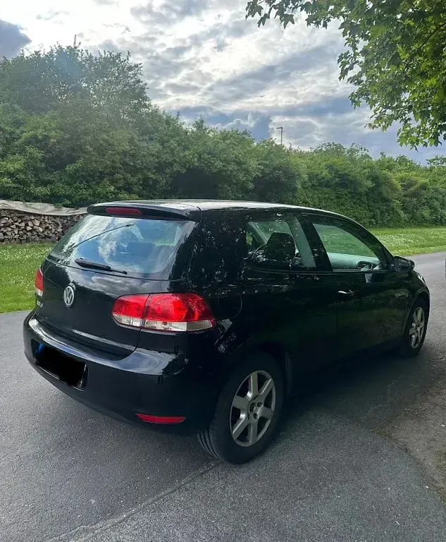 Gebraucht VW Golf VI Trendline 80 PS (58 kW) 2009 Schwarz Kleinwagen