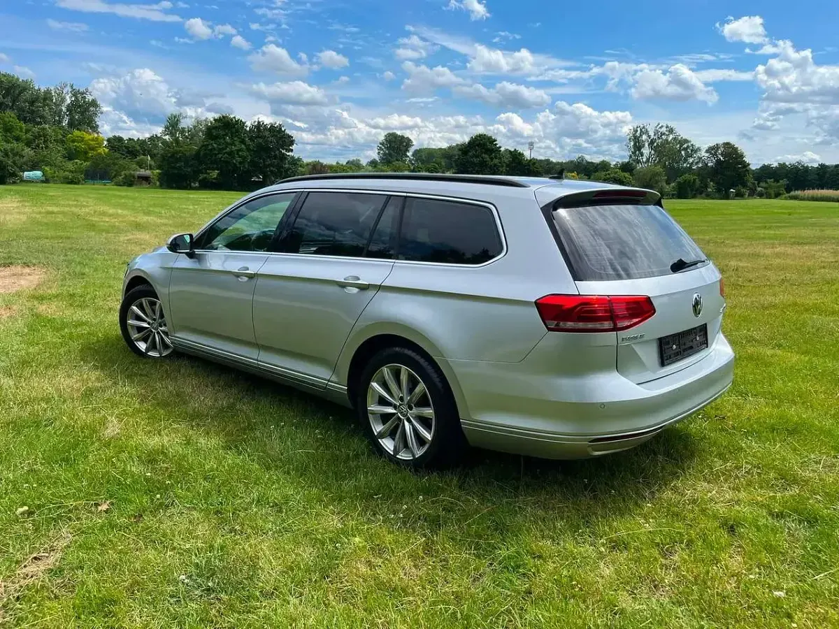 Gebraucht VW Passat Comfortline 150 PS (110 kW) 2016 Silber Kombi