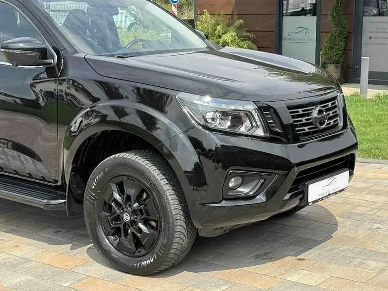 Gebraucht Nissan Navara N-Guard 190 PS (139 kW) 2020 Schwarz Pickup